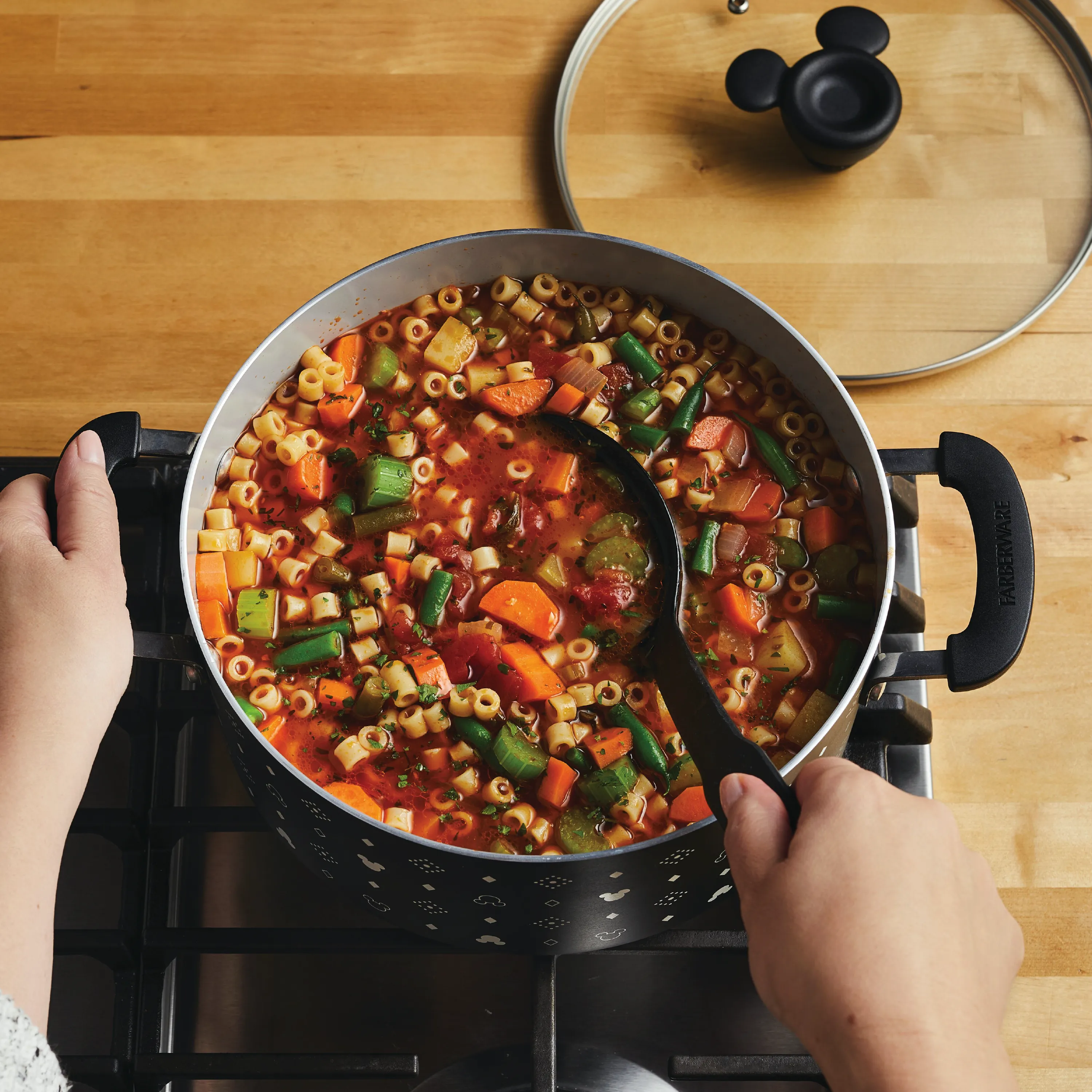 5.5-Quart Ceramic Nonstick Stockpot with Lid