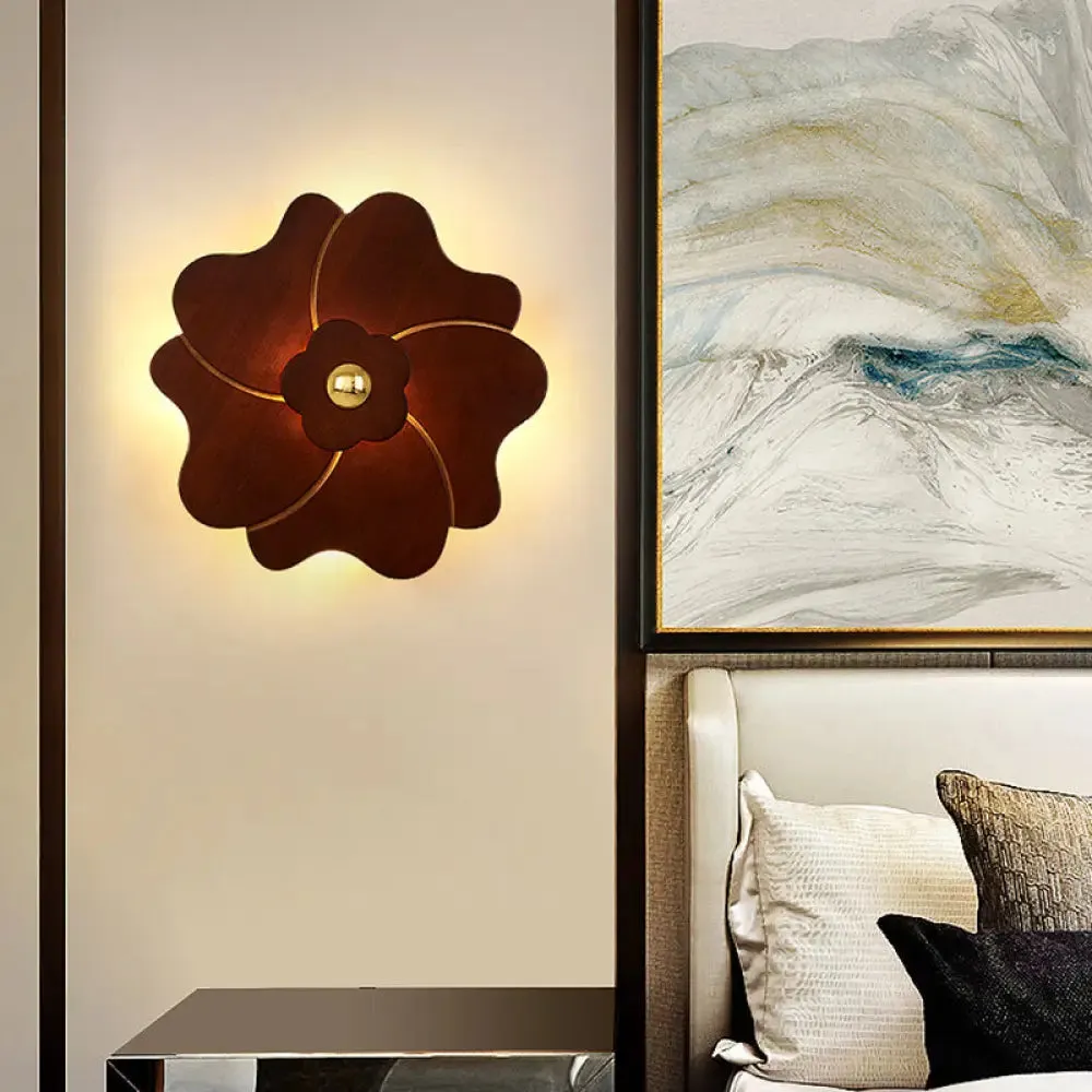 Chinese-Inspired Flower-Shaped Wooden Sconce: Decorative Wall Lighting for Bedroom/ Tearoom