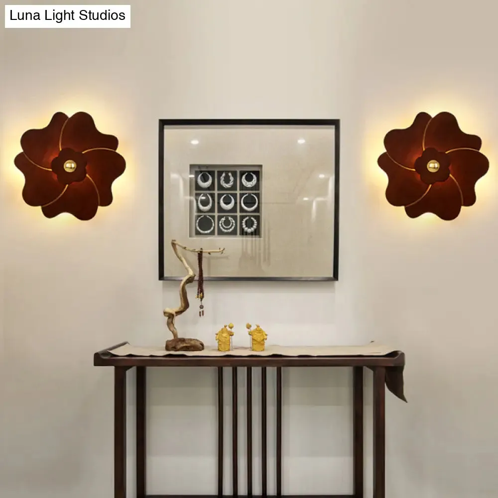 Chinese-Inspired Flower-Shaped Wooden Sconce: Decorative Wall Lighting for Bedroom/ Tearoom