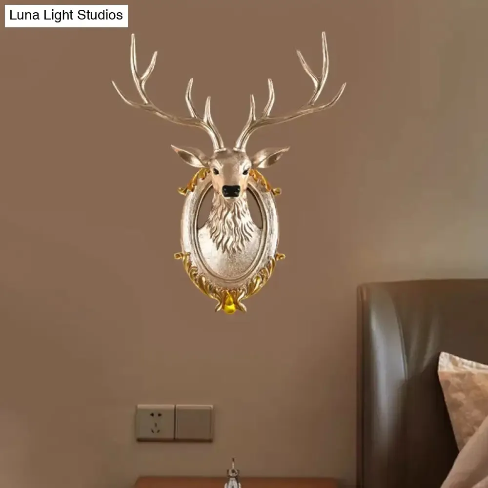 Country Resin Deer Head Sconce Light - LED Wall Mounted Lamp (16“/18.5”) in Black/White/Wood