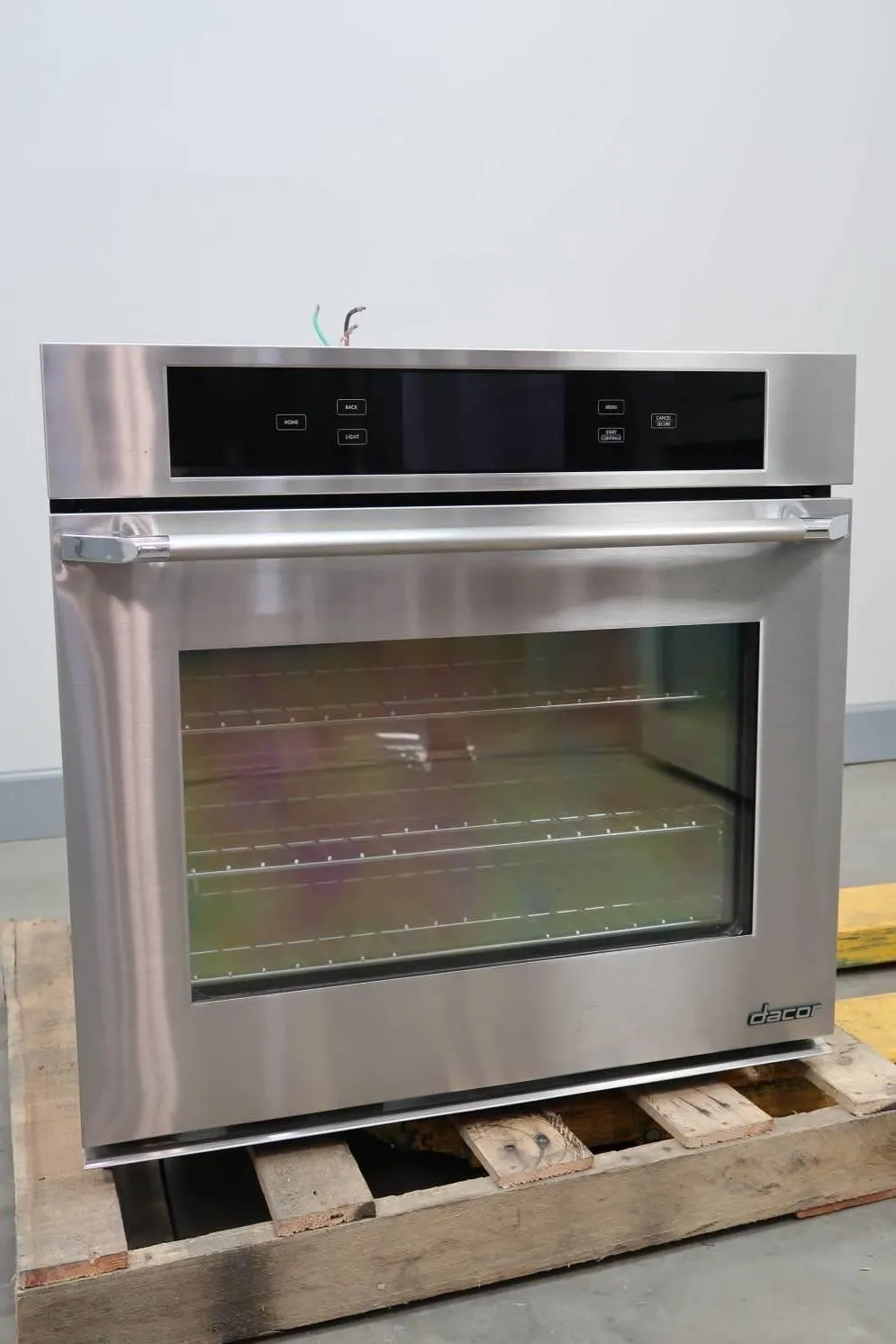 Dacor Discovery iQ 30" Pure Convection Single SS Electric Wall Oven DYO130S