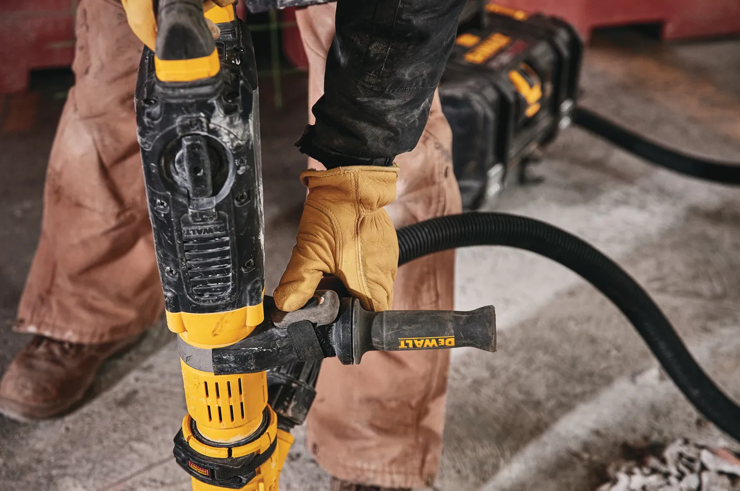 Dewalt® 60V MAX* 2 in. Brushless Cordless SDS MAX Combination Rotary Hammer Kit DCH775X2