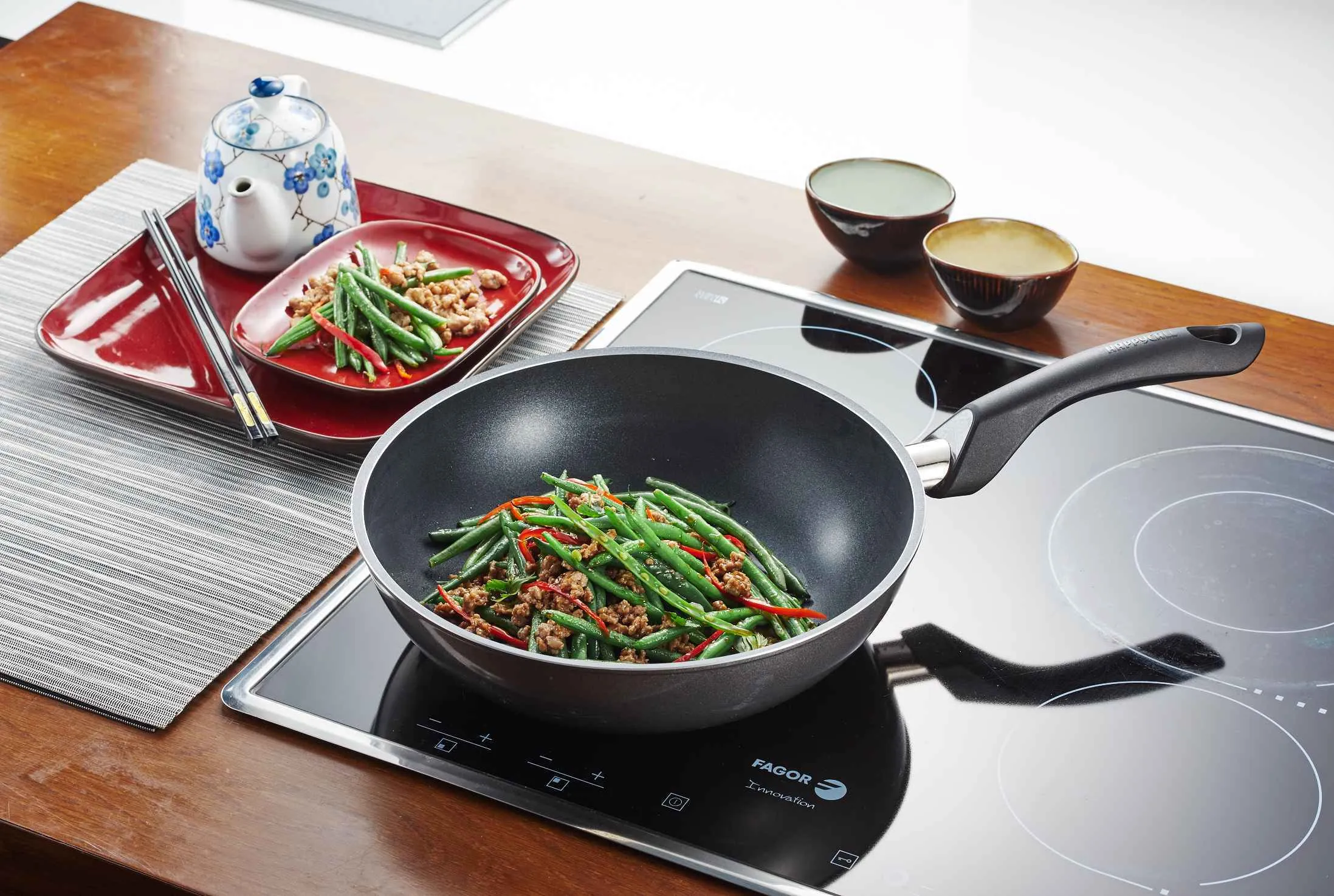 Happycall Titanium Wok, 9in (Induction Capable)