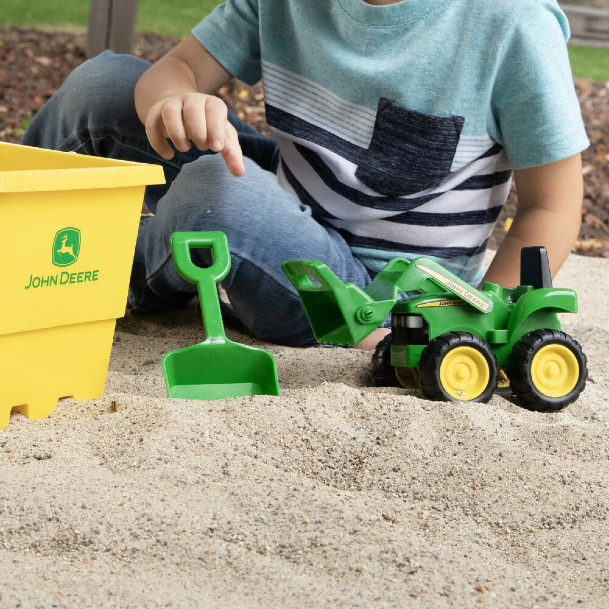 John Deere Sandbox 3 Piece Set Farm