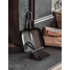 Latton Ash Shovel and Brush Set | Black