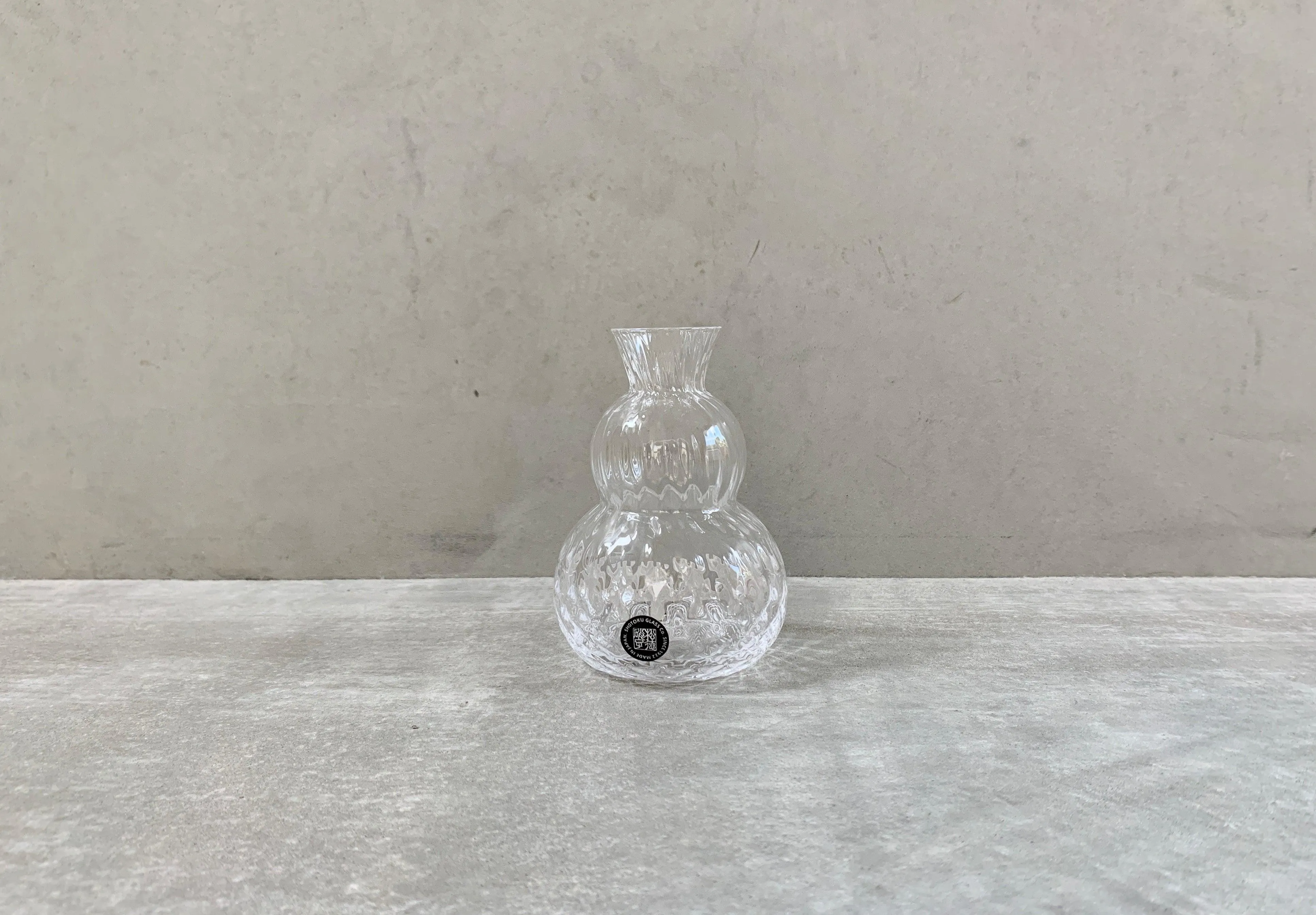 Shotoku Glass Shuki Tokkuri 01 (Round)